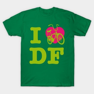 I Love Cycling DF Green Pink / Yo Amo andar en Bicicleta en el DF / Chilango Pride / Orgullo Chilango Graphic T-Shirt